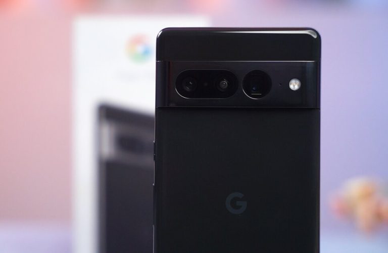 Google Pixel 7 Pro Review: Master the Power of Stock Android ...