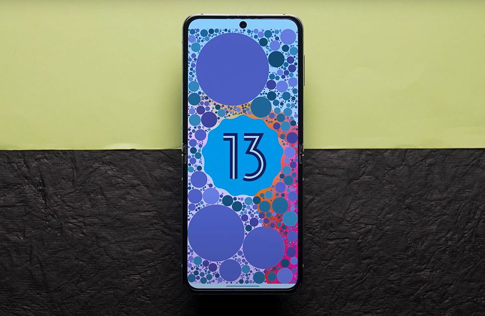 Galaxy Z Flip 5 UI & OS